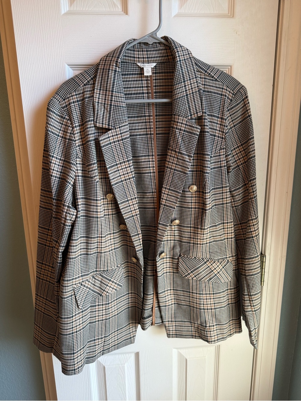 Cato Plaid Double-Breasted Blazer in Black, Cream, and Tan